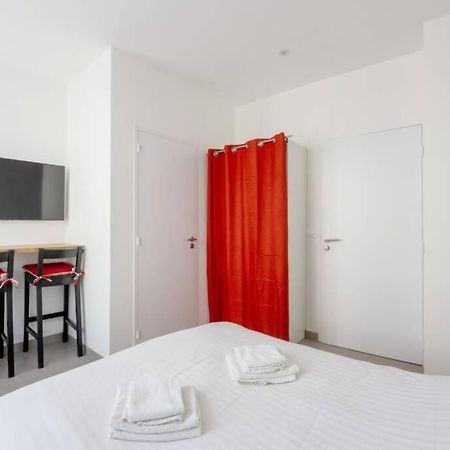 La chambre Liberté 1, SDB privative et TV, Cuisine Salon Partagés, confort et hypercentre Brest Esterno foto
