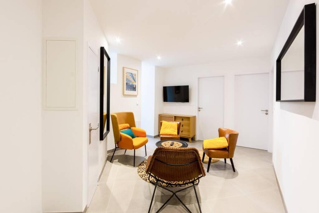 La chambre Liberté 1, SDB privative et TV, Cuisine Salon Partagés, confort et hypercentre Brest Esterno foto